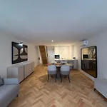 Luxury Duplex With Terrace By Perpetual Relax Апартаменти *