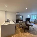 Luxury Duplex With Terrace By Perpetual Relax Apartman Braga