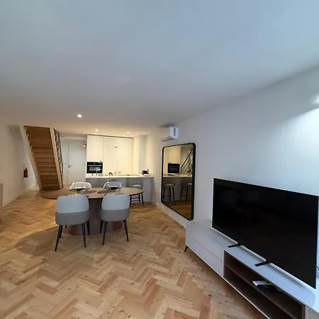 Luxury Duplex With Terrace By Perpetual Relax בראגה