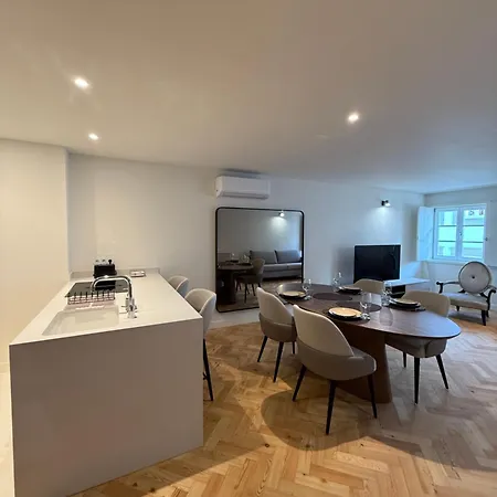 Luxury Duplex With Terrace By Perpetual Relax Апартаменти Брага